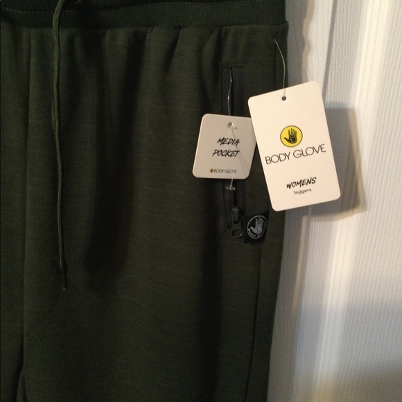 Womens’s joggers - Picture 2 of 4